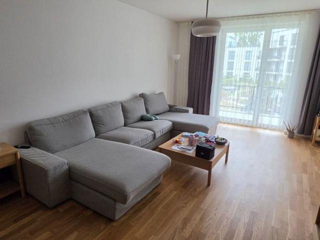 Geräumige 4 Zimmerwohnung im 2. OG mit Balkon, Loggia und Stellplatz in Bahrenfeld!