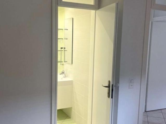 Geräumige 4 Zimmer Wohnung in Cadenazzo