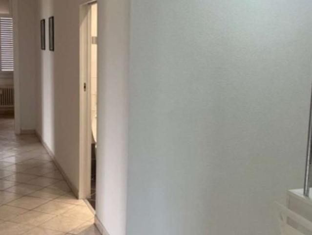 Geräumige 4 Zimmer Wohnung in Cadenazzo
