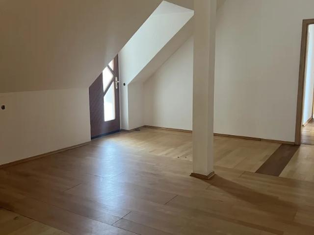 Geräumige 4 Zimmer Wohnung in Eggersdorf bei Graz, 100m², Miete 690€