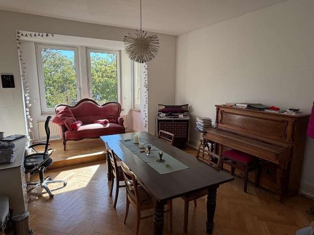 Geräumige 4 Zimmer Wohnung in Stuttgart Bad Cannstatt