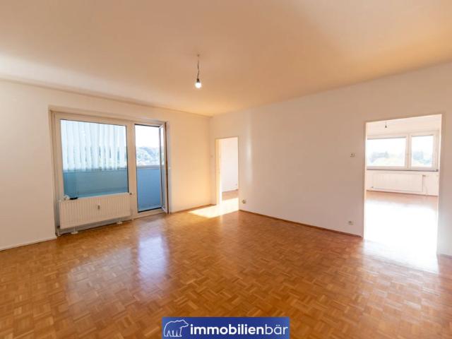 Geräumige 4 Zimmer Wohnung mit Balkon Wohnen mit Weitblick Maria Theresia Straße 19 Wels