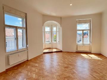 Geräumige 4 Zimmer Wohnung mit idealer Raumaufteilung in der Radetzkystraße Provisionsfrei!