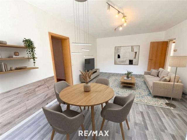 Geräumige 4 Zimmer Wohnung mit Loggia ein Ort zum Wohlfühlen!