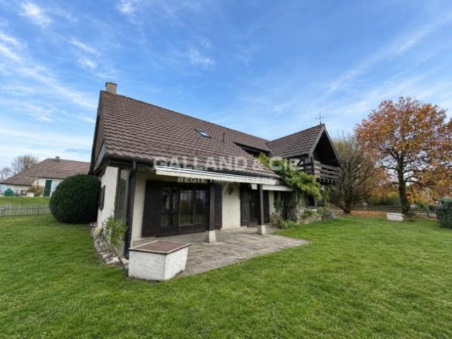 Geräumige 5.5 Zimmer Villa