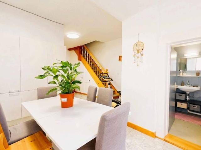 Geräumige 5 Zimmer Wohnung mit Panoramaterrasse