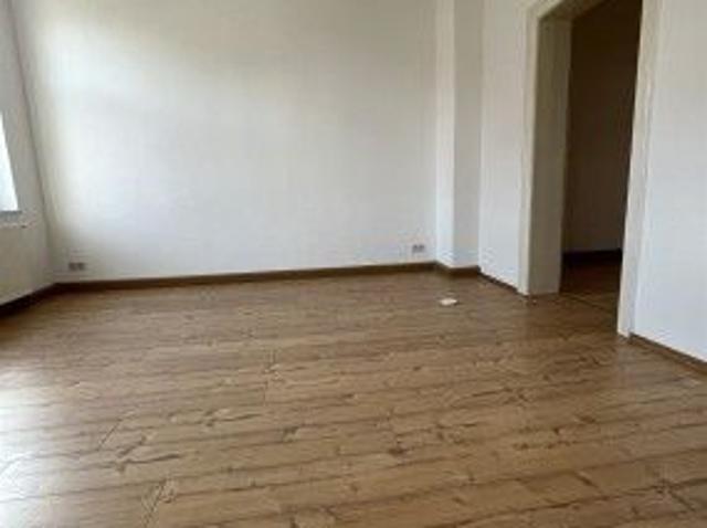 geräumige 5 Raumwohnung in Falkenstein