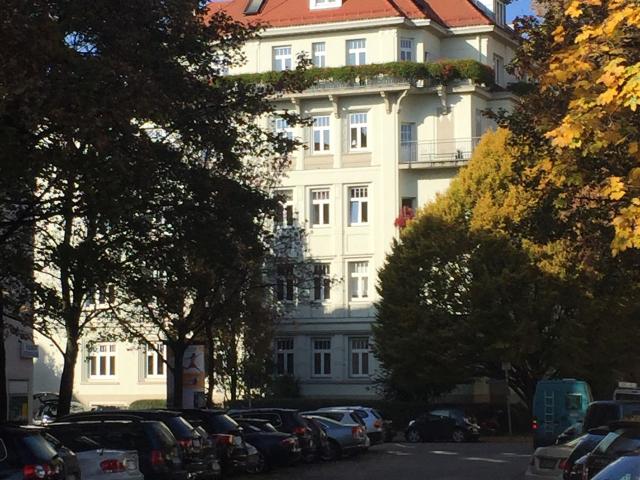 Geräumige Altbauwohnung in München, Munchen Amsterdam Apartments for Rent