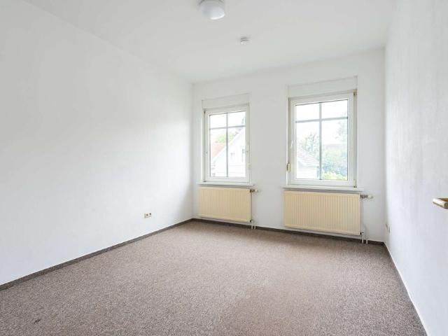 Geräumige Altbauwohnung mit Terrasse, Obj. 9852