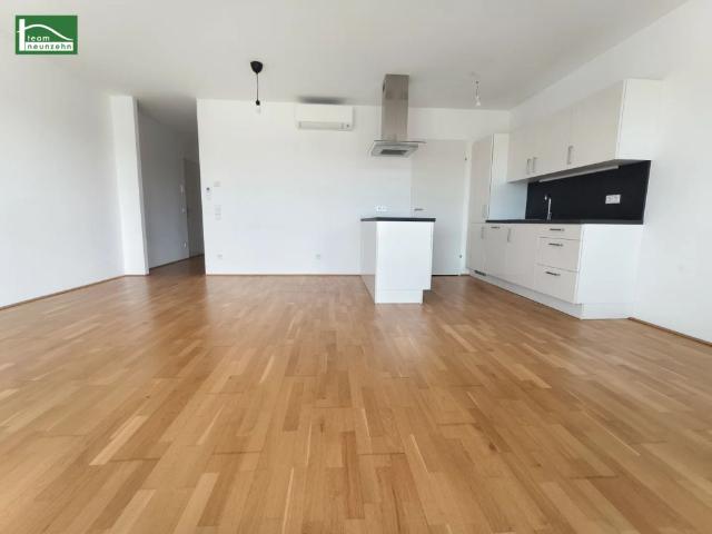 Geräumige Dachgeschosswohnung in toller Lage! Mit Klimaanlagen in jedem Zimmer!