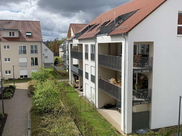 Geräumige EG Wohnung mit sonniger Terrasse