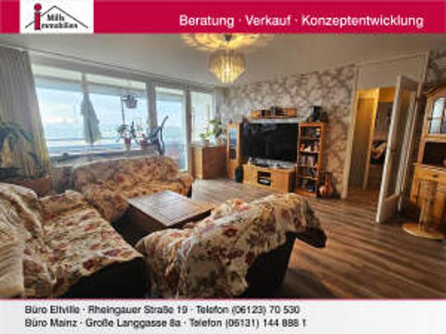 Geräumige Eigentumswohnung mit Balkon und Panoramablick
