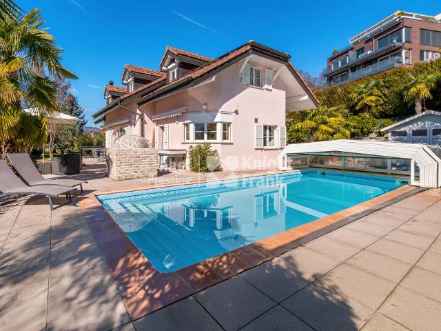 Geräumige, freistehende Villa mit 7,5 Zimmern zum Verkauf in Brent / Montreux