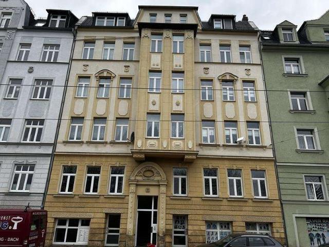 Geräumige, helle 2 Raum Whg. im EG mit Balkon, Einbauküche und TV im Kochbereich, vermietet!