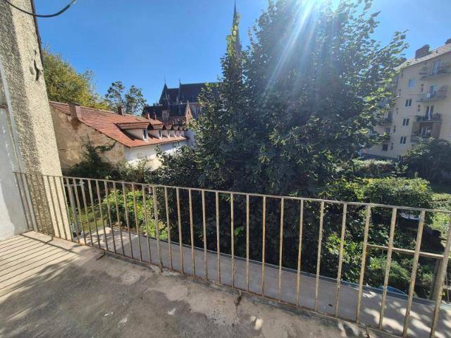 Geräumige, helle Altbauwohnung 80m² mit Balkon in Top Lage in Graz St. Leonhard Herz Jesu Viertel ab sofort zum Mieten!