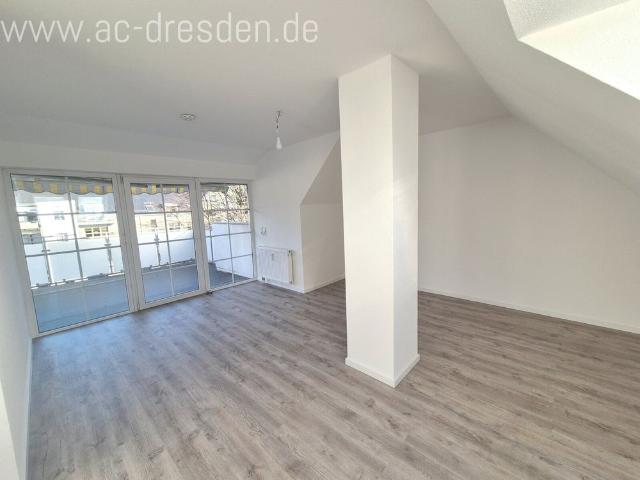 Geräumige, helle und ruhige 3 Zimmer DG Wohnung 117 m² in einem liebevoll sanierten Gründerzeithaus im Stadtteil Chemnitz Hilbersdorf