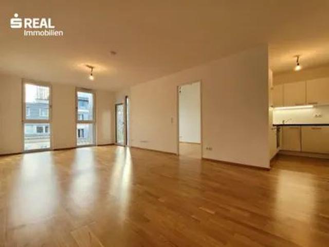 Geräumige Loggiawohnung in der Nußdorfer Straße