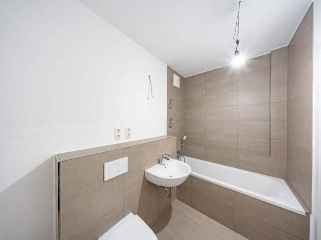 Geräumige Neubauwohnung an der Dahme mit Fußbodenheizung und Balkon mit WBS 160, 180 oder 220