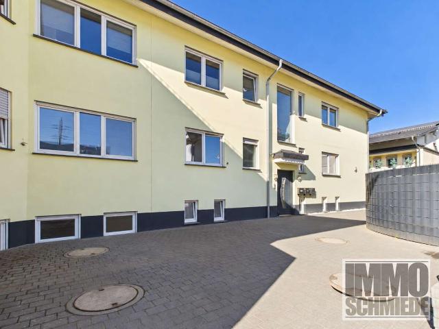 Geräumige Souterrain 4 Zimmer Wohnung in ruhiger Lage von Linden