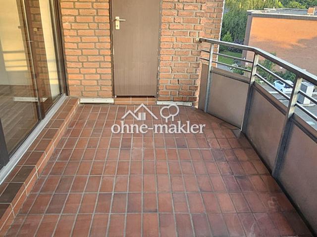 Geräumige, renovierte 2 Zimmer Wohnung mit Balkon in Geldern