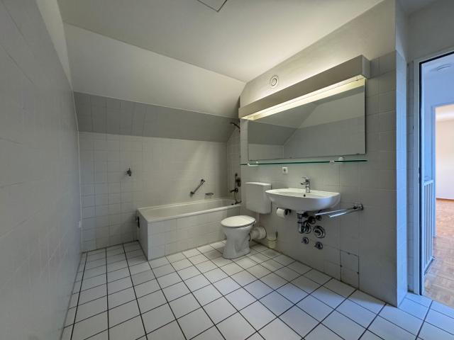 Geräumige Wohnung auf 2 Etagen mit Loggia