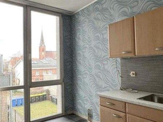 Modern u0026 zentral frisch renovierte 2 Zimmer Wohnung