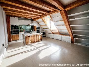 Geräumige Wohnung in der Altstadt unterfertigt mit privatem Aufzug