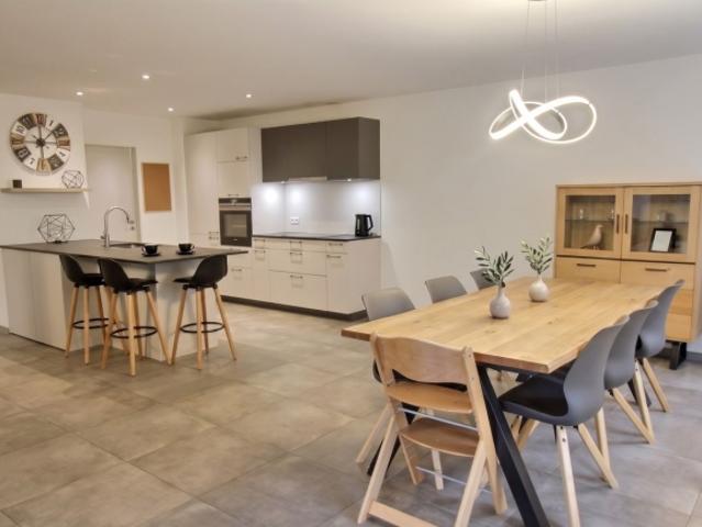 Geräumige Wohnung mit 4,5 Zimmern von 136 m² im Zentrum von Châtel St Denis