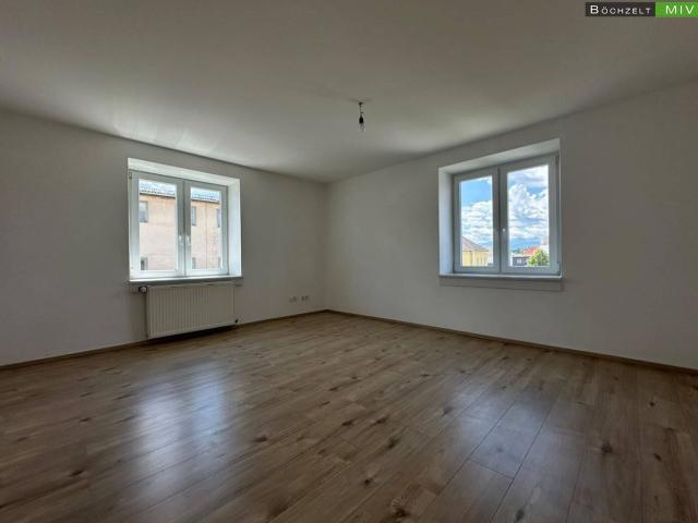 Geräumige Wohnung mit Küche & Parkplatz Direkt vor dem Wohnhaus