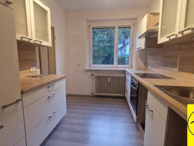 Geräumige Wohnung mit Loggia in Lilienfeld zu Verkaufen!
