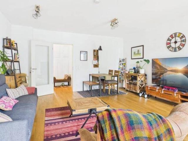 Geräumige teilmöblierte 3 Zimmer Wohnung in Berlin Marienfelde | Balkon & Garten | Ab August 2026