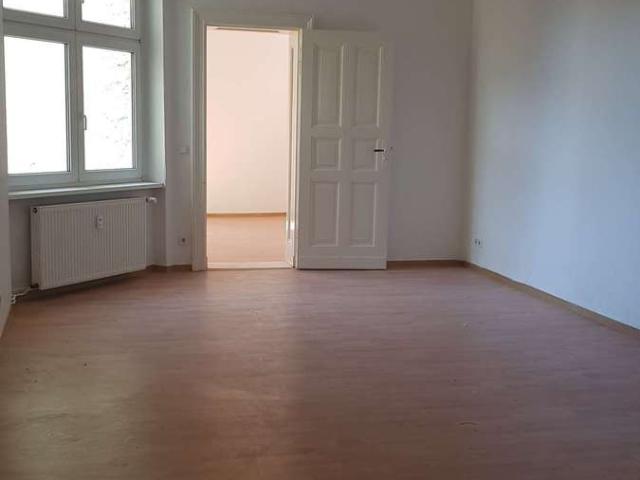 Geräumige und bezugsfreie 3 Zimmer Wohnung inmitten der Altstadt
