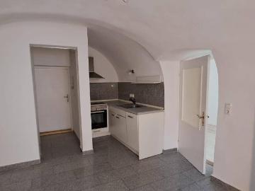 Geräumige und helle 90 m² Wohnung im Erdgeschoss zu vermieten