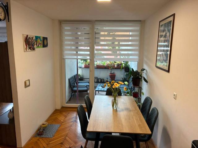 Geräumige und hervorragend erhaltene Wohnung in Pula Istrien