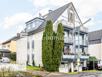 Geräumige Zweizimmerwohnung mit Balkon im Witzheldener Zentrum!