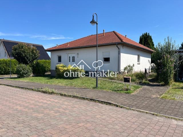 Geräumiger Bungalow mit ca. 194m² Gesamtfläche, Vollkeller und Garage – provisionsfrei