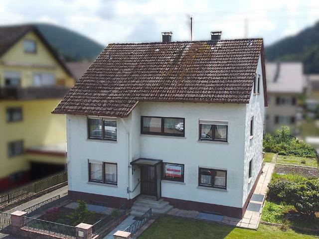 Geräumiges Mehrgenerationenhaus mit Garten, Terrasse, Balkon & Garage – sofort frei & ohne Makler!