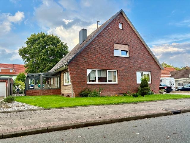 Geräumiges, modernisiertes Einfamilienhaus in beliebter Wohnlage