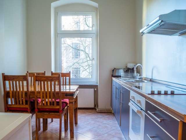 Geräumiges Apartment mit 2 Schlafzimmern zu vermieten in Schöneberg
