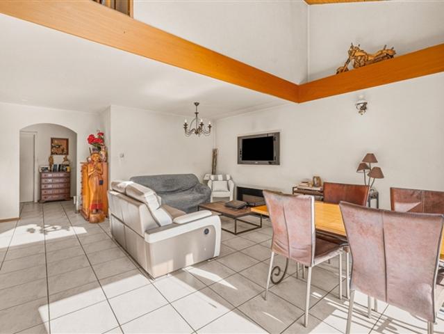 Geräumiges Duplex im Herzen des Dorfes