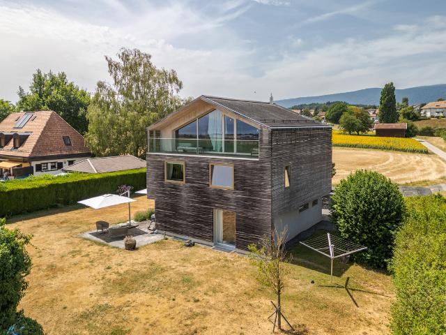 Geräumiges Einfamilienhaus Wunderschöne Aussicht auf die Alpen und den See