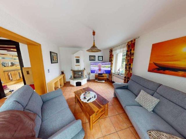 Geräumiges Familienhaus mit 173 m² Wohnfläche, Garten, Terrasse und Garage