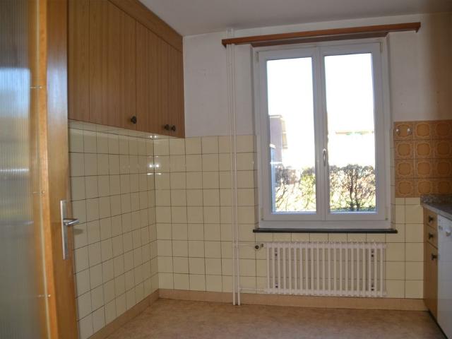 Geräumiges, freistehendes Einfamilienhaus mit Garten