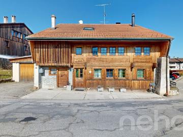 Geräumiges Haus mit großem Potenzial in einer friedlichen Umgebung