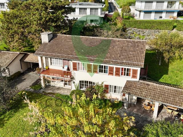 Geräumiges Haus zum Renovieren in La Tour de Peilz