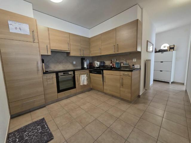 Geräumiges 2.5 Zimmer Attika Apartment mit Aussenparkplatz