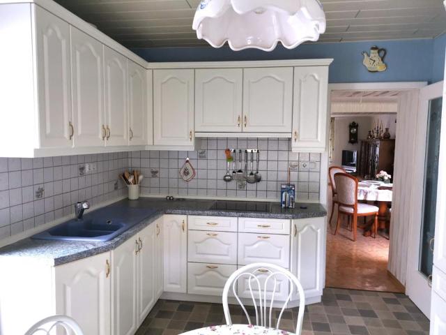 Geräumiges Reihenmittelhaus in Schwalbach zu verkaufen