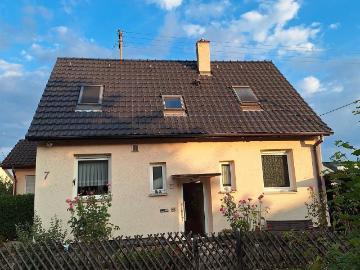 geräumiges solides Einfamilienhaus in ruhiger Lage