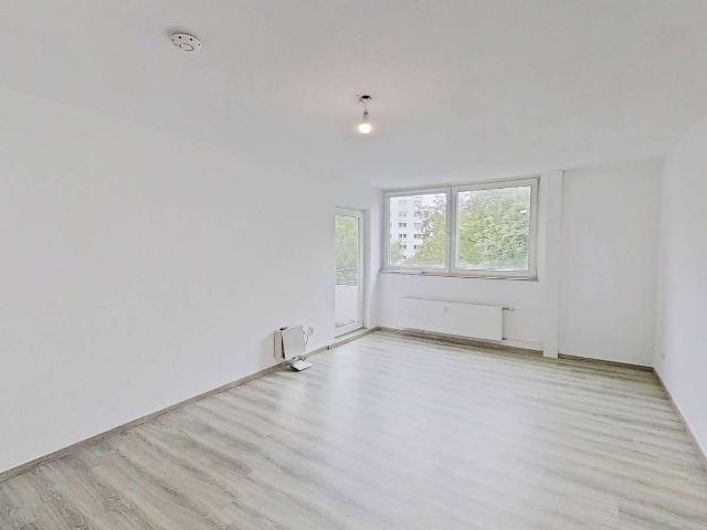 Geräumiges WG Zimmer mit viel Lichteinfall und eigenem BALKON in Münster Kinderhaus