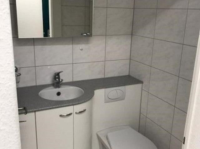 Geräumiges Zimmer als Nebenobjekt an ruhiger Lage